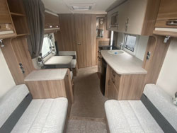 Centre of challenger 530