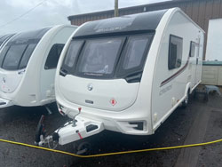 CHallenger 530 Exterior