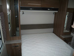 Fixed Island Bed